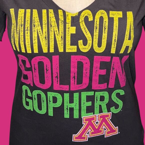 ￼ Pro Edge MN Gophers Short Sleeve T Shirt Size Large - Picture 3 of 4